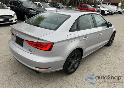 2016 Audi A3 Premium из США, поврежденный, VIN WAUB8GFF3G1038409
